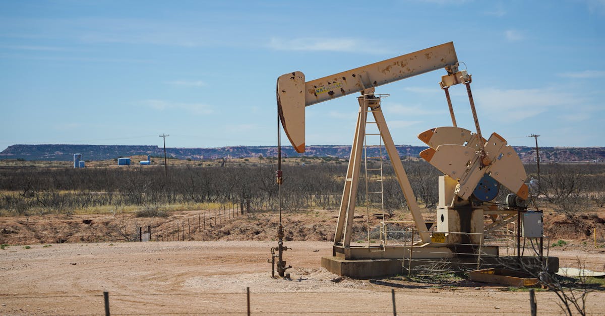 ارتفاع أسعار النفط بسبب تعثر محادثات السلام بين أمريكا وإيران