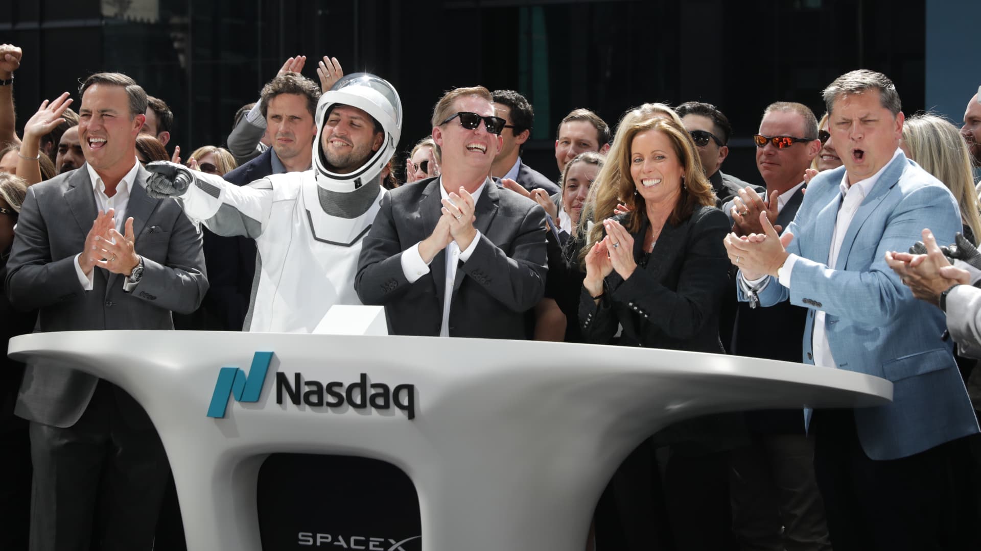 نجاح SpaceX في طرحها العام الأولي في بورصة ناسداك