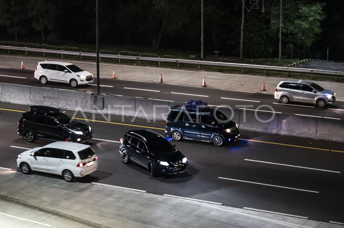 Reverse Traffic System Implementation to Alleviate Congestion