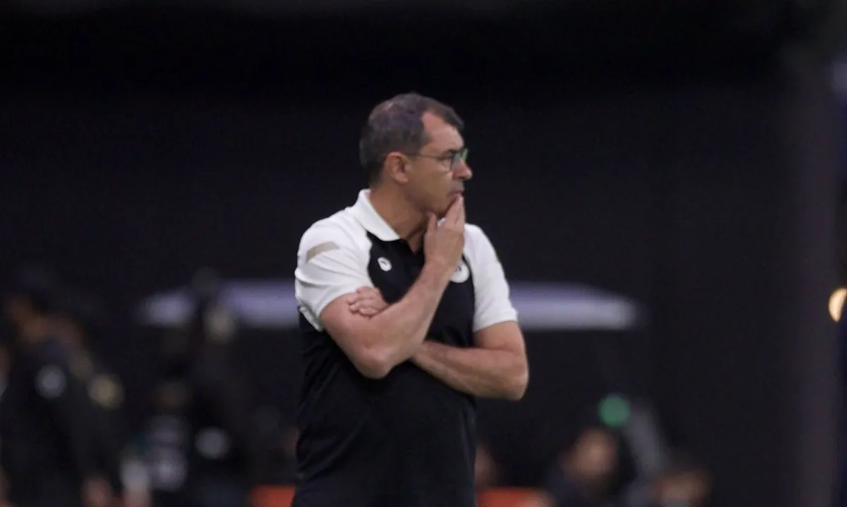 ضمك يخسر أمام الهلال وكاريلي يتحدث عن الوضع