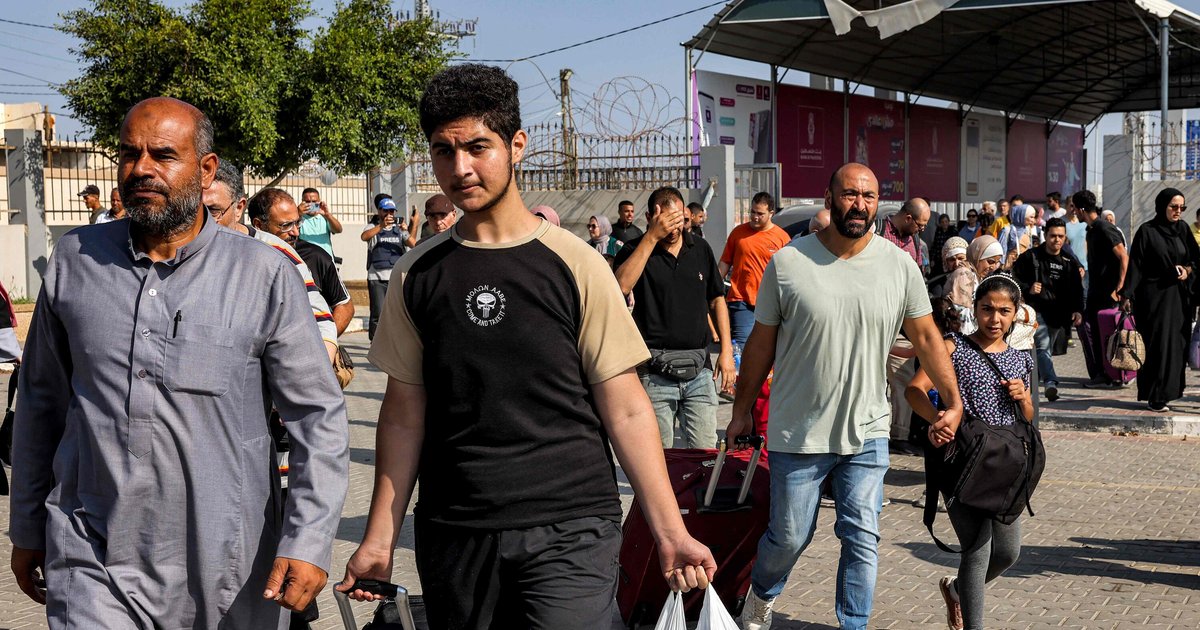 عودة دفعة جديدة من العائدين إلى غزة عبر رفح