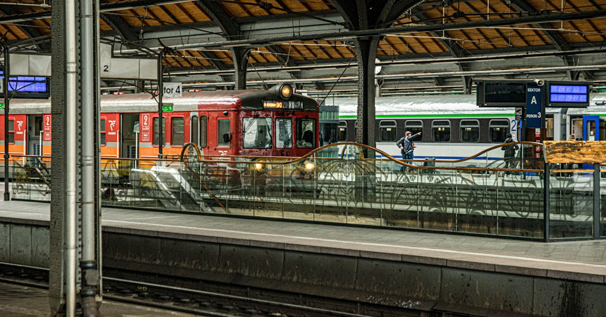 زيادة عدد ركاب القطارات في إندونيسيا خلال عيد الأضحى 2026