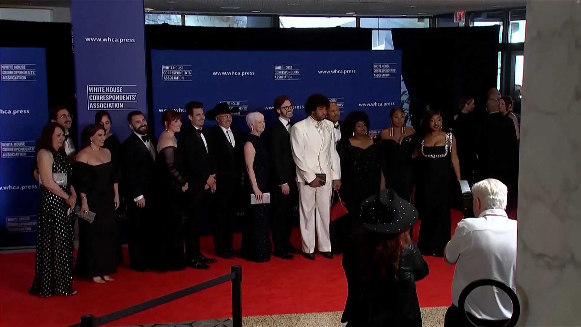 حادثة أمنية تُجبر ترامب على الإخلاء خلال عشاء المراسلين