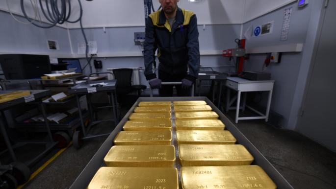 البنوك المركزية تشتري الذهب مع تراجع الأسعار العالمية