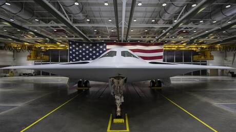 القيادة المركزية الأمريكية تنشر صورة للقاذفة B-2