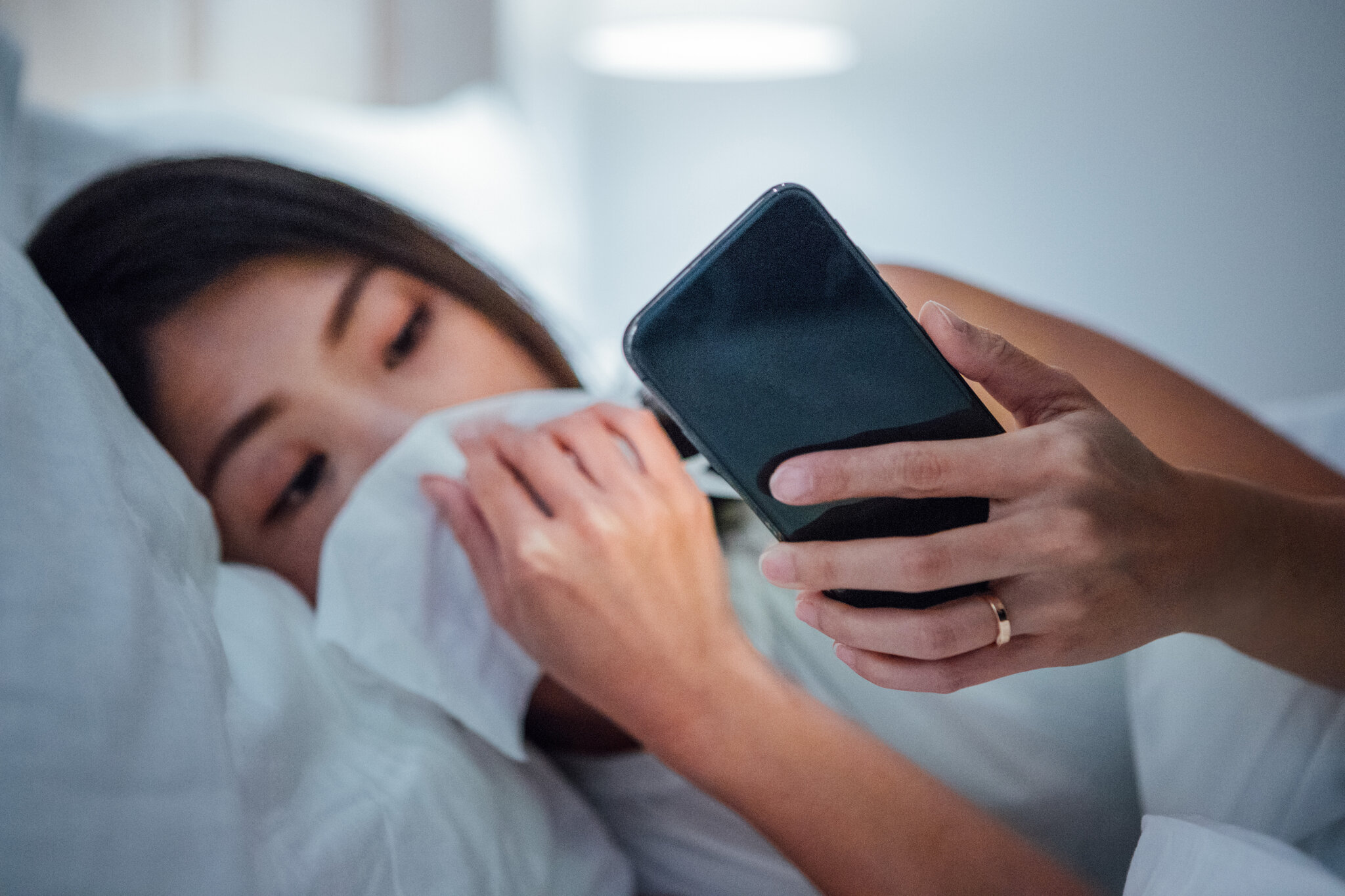 التضليل الفكري: أزمة تعصف بالمجتمعات الحديثة