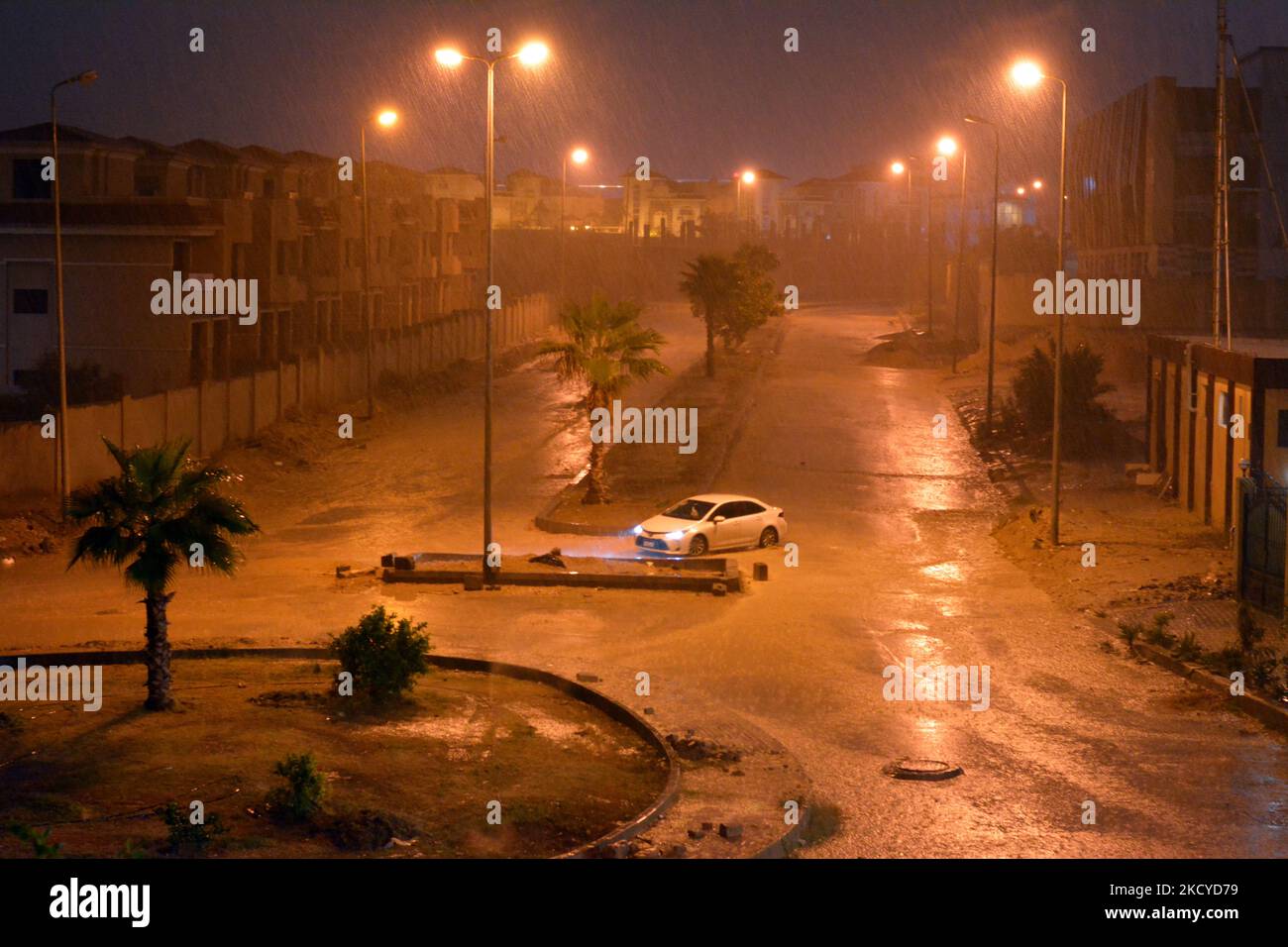 Weather Warnings: Strong Winds and Thunderstorms in Egypt