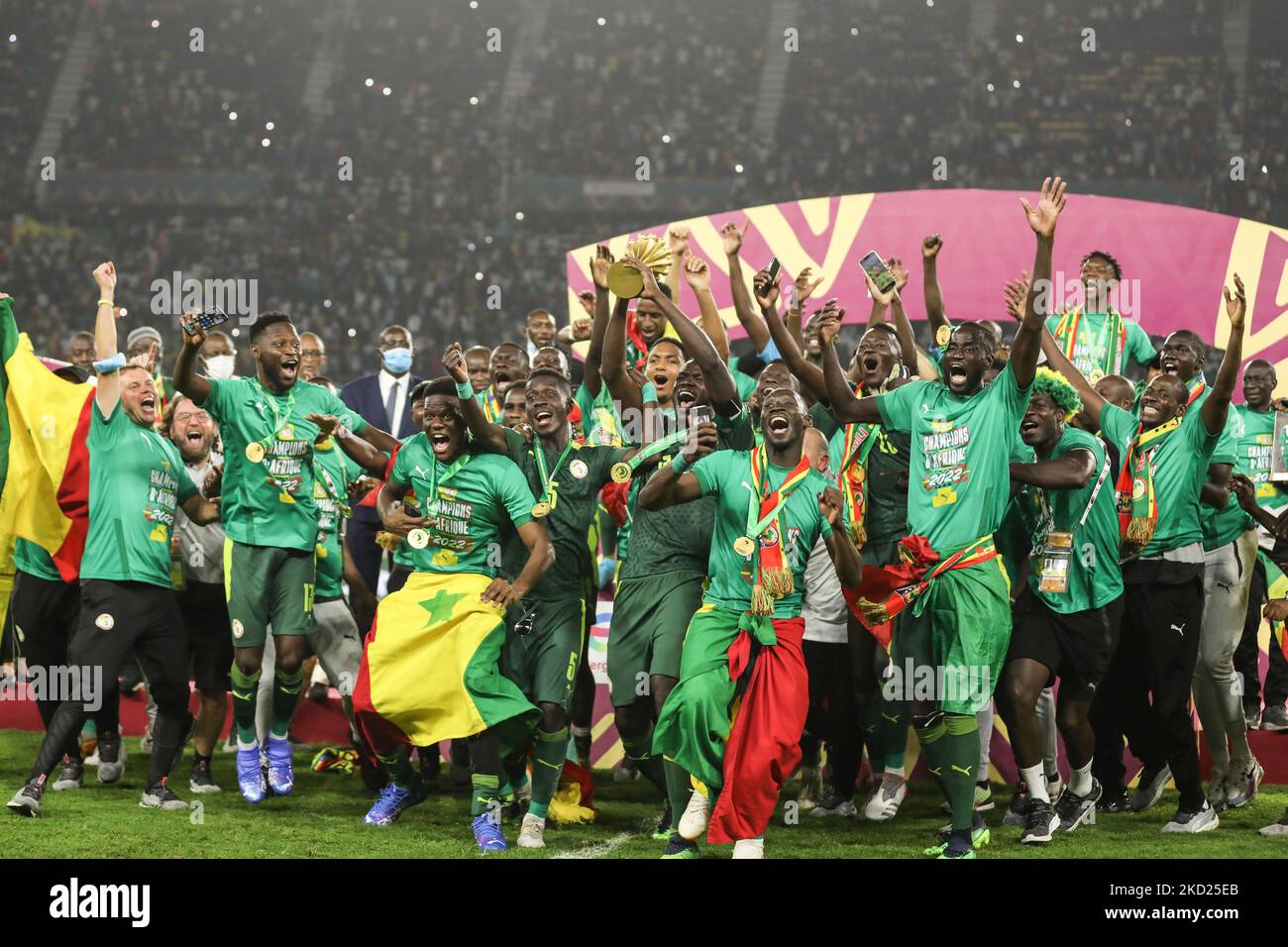 Senegal präsentiert Afrikapokal trotz Titelentzug