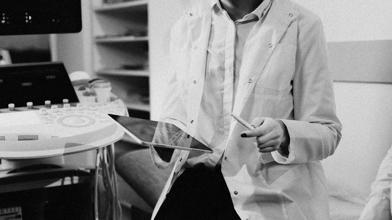 Integrate Technology and Economy to Combat Global Crises