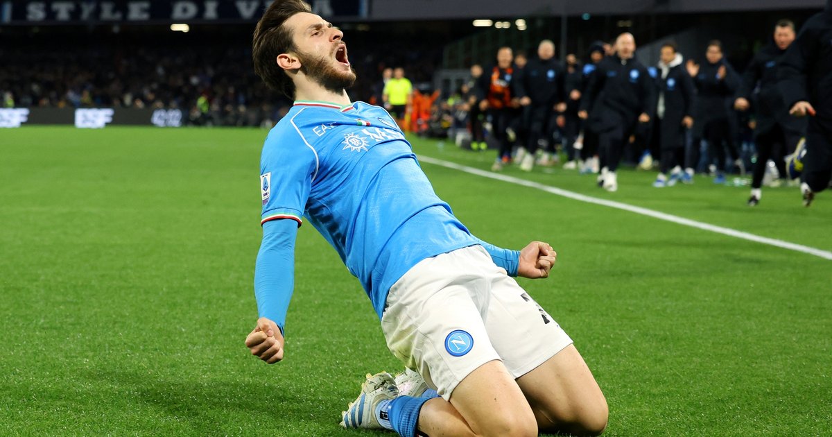 كفرتسخيليا يتألق ويصبح أفضل لاعب في العالم