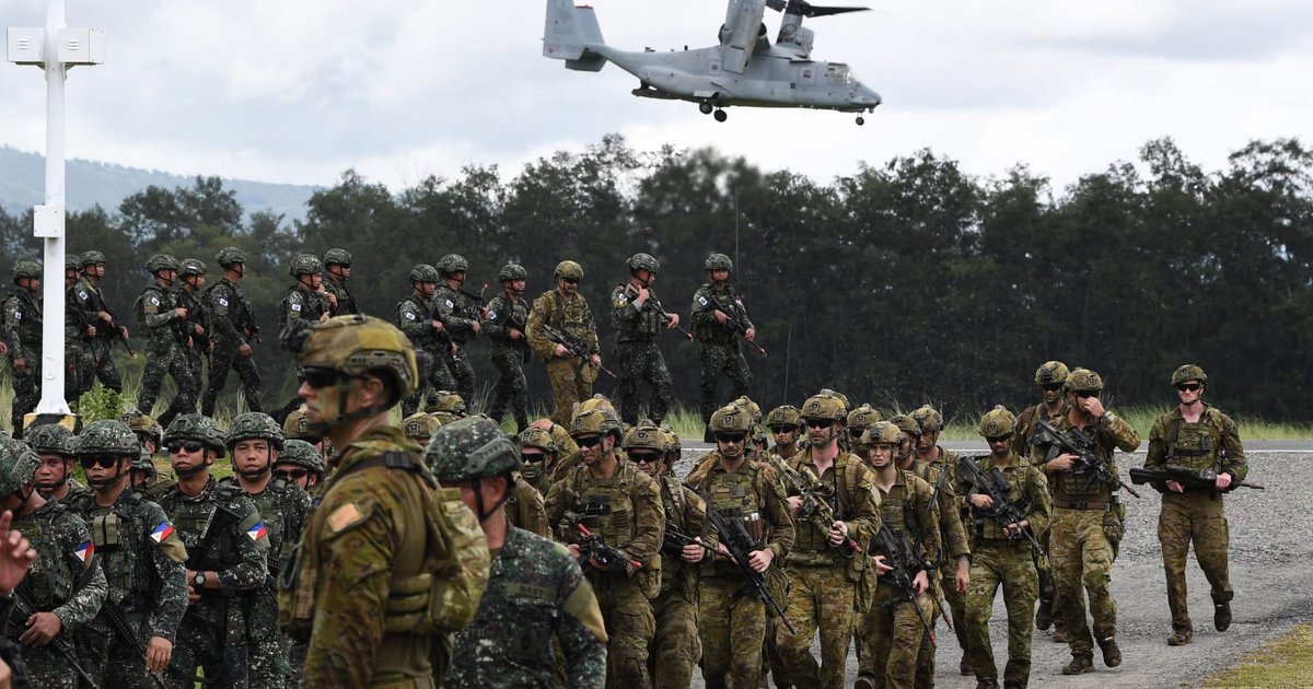 US Marines Deploy to Middle East as Hormuz Deadline Approaches