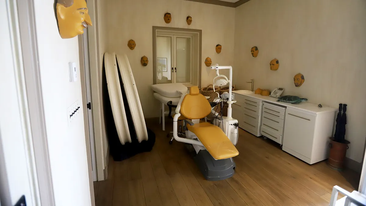 Pressure on Universities to Remove Epstein Associates' Names