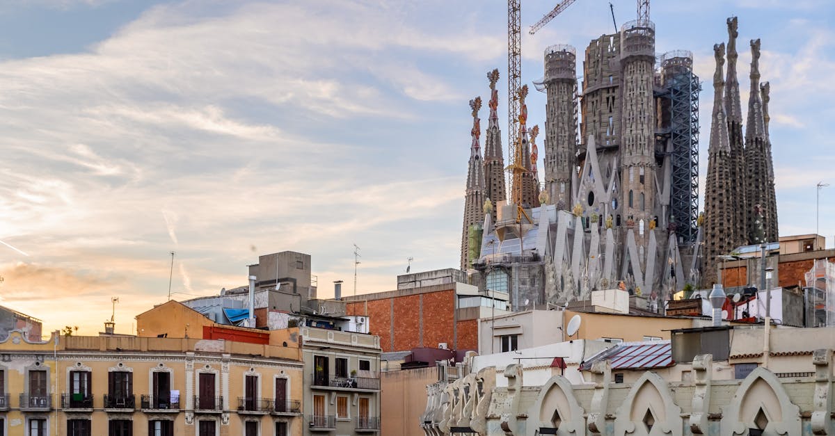 برشلونة وأتلتيكو مدريد: مباراة حاسمة في الدوري الإسباني