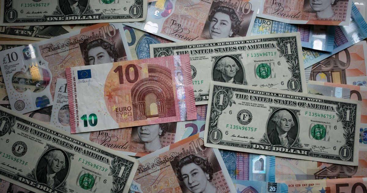 Pound and FTSE 100 Decline Due to US-Iran Talks Uncertainty