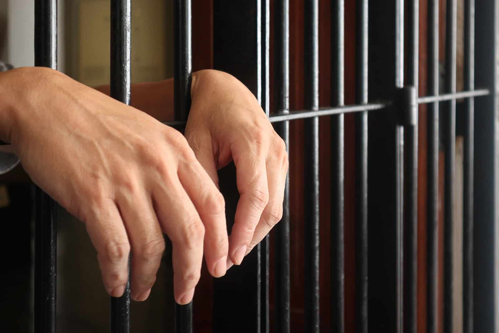 Ways to leave jail without paying the full amount