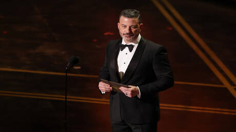 جيمي كيمل يرفض الاعتذار لترامب وينفي دعوة العنف