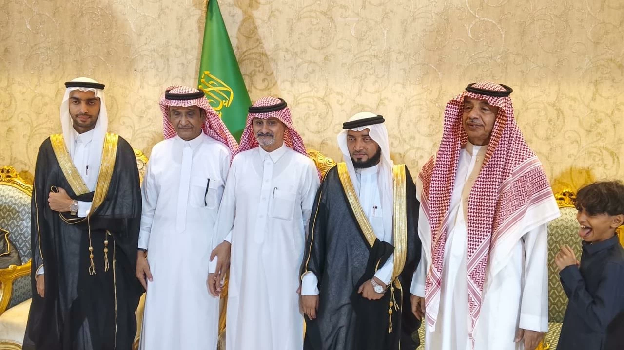 Familie Al-Mashhour feiert die Hochzeit der Brüder