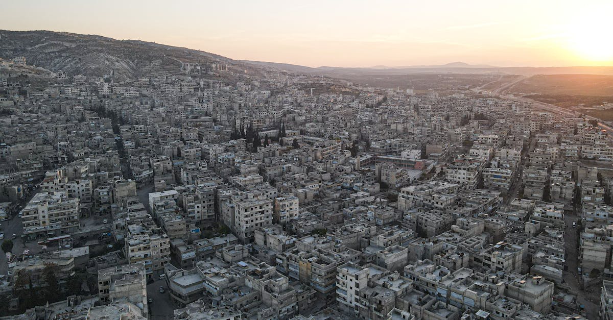 103 قتلى في القطاع الصحي اللبناني جراء الغارات الإسرائيلية