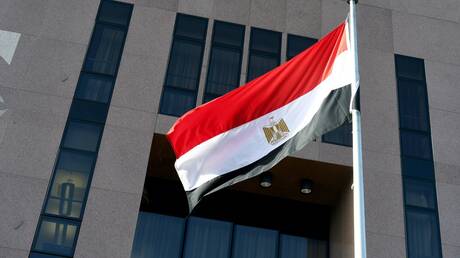 مصر تفرض ضوابط على استيراد أجهزة الليزر الطبية