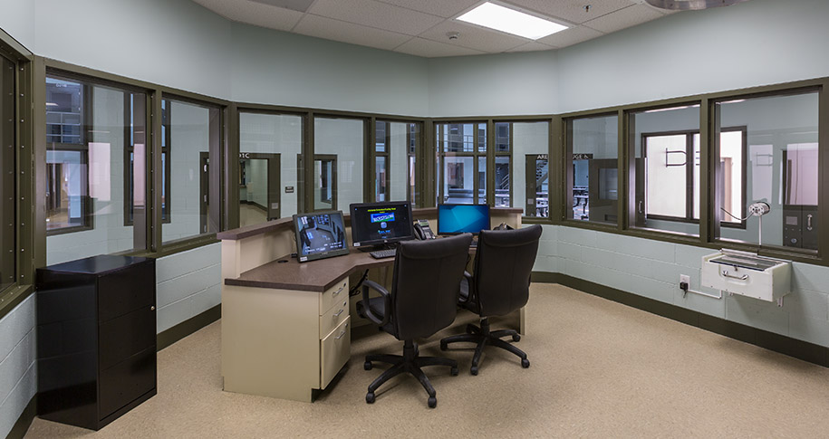 مجموعة جيو ترفض دخول مفتشي الصحة إلى مركز الاحتجاز