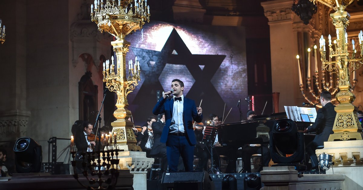 Commemorate a Renowned Artist in Arab Art History