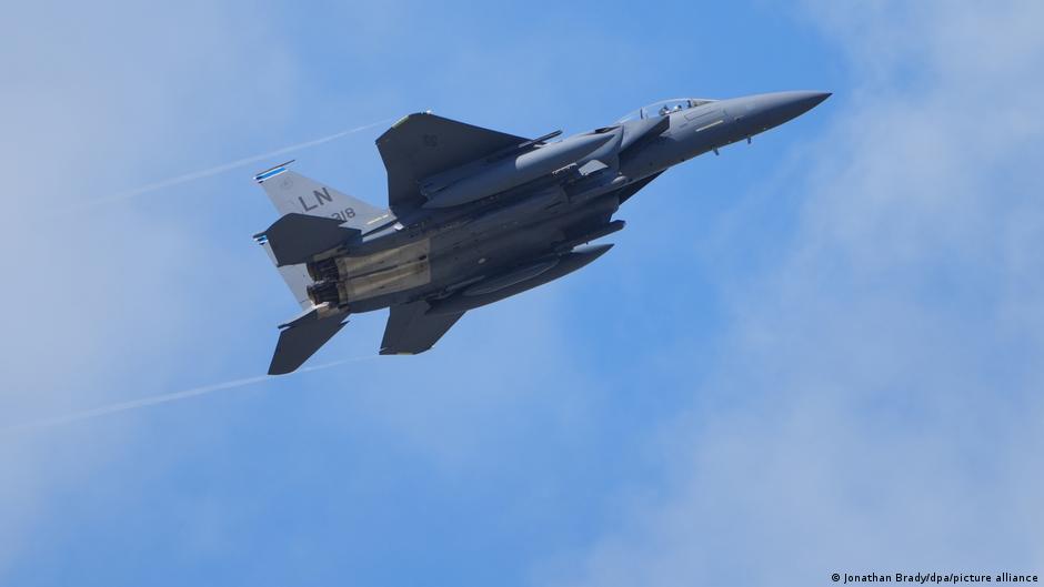 Les États-Unis récupèrent un pilote perdu en Iran