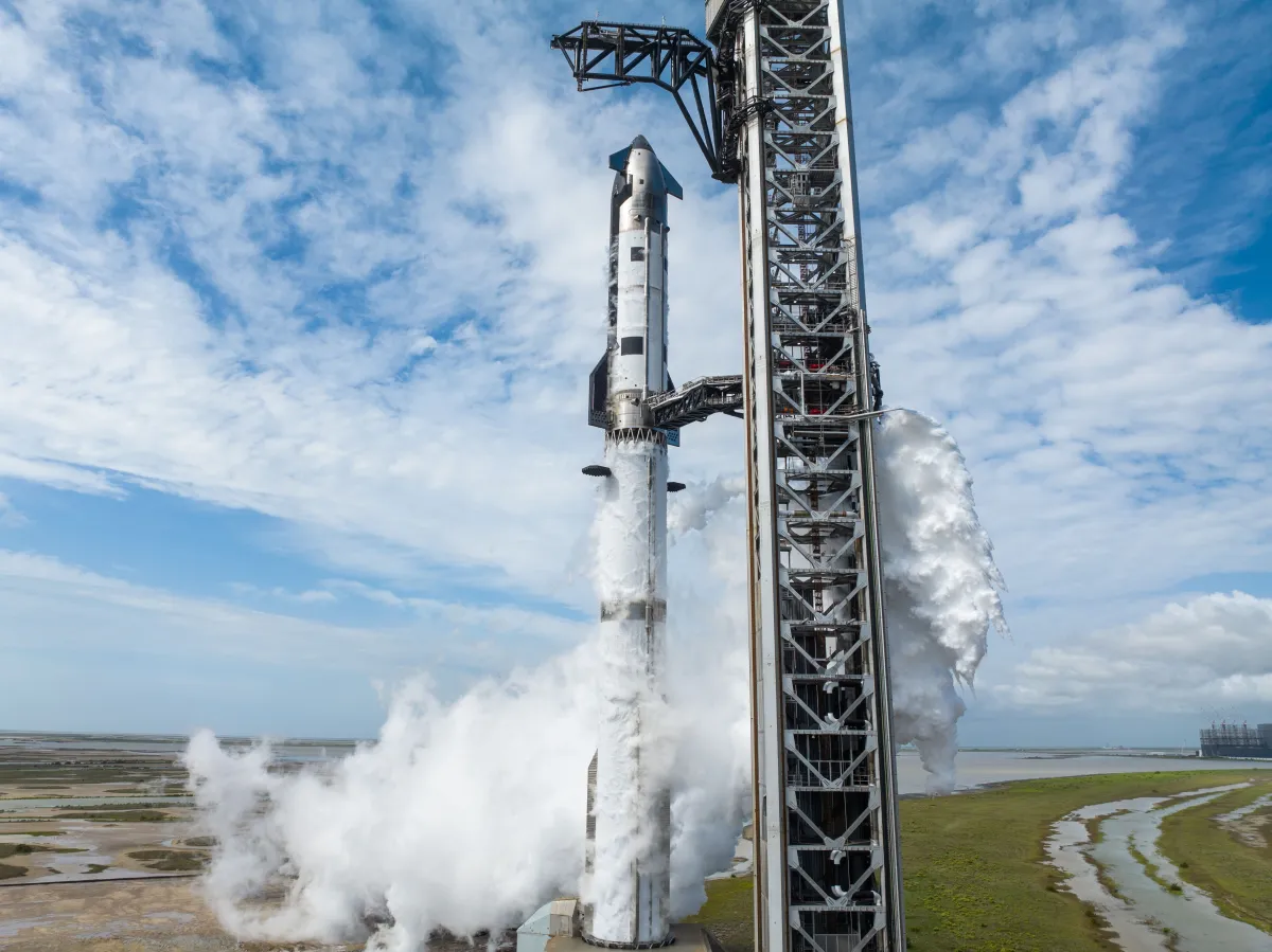 ارتفاع سهم SpaceX في أول يوم تداول