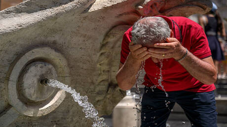 Unprecedented heatwave affects four major Italian cities