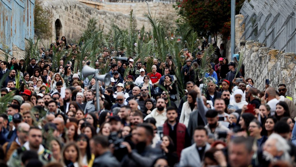 Israel larang kardinal masuk Gereja Makam Kudus