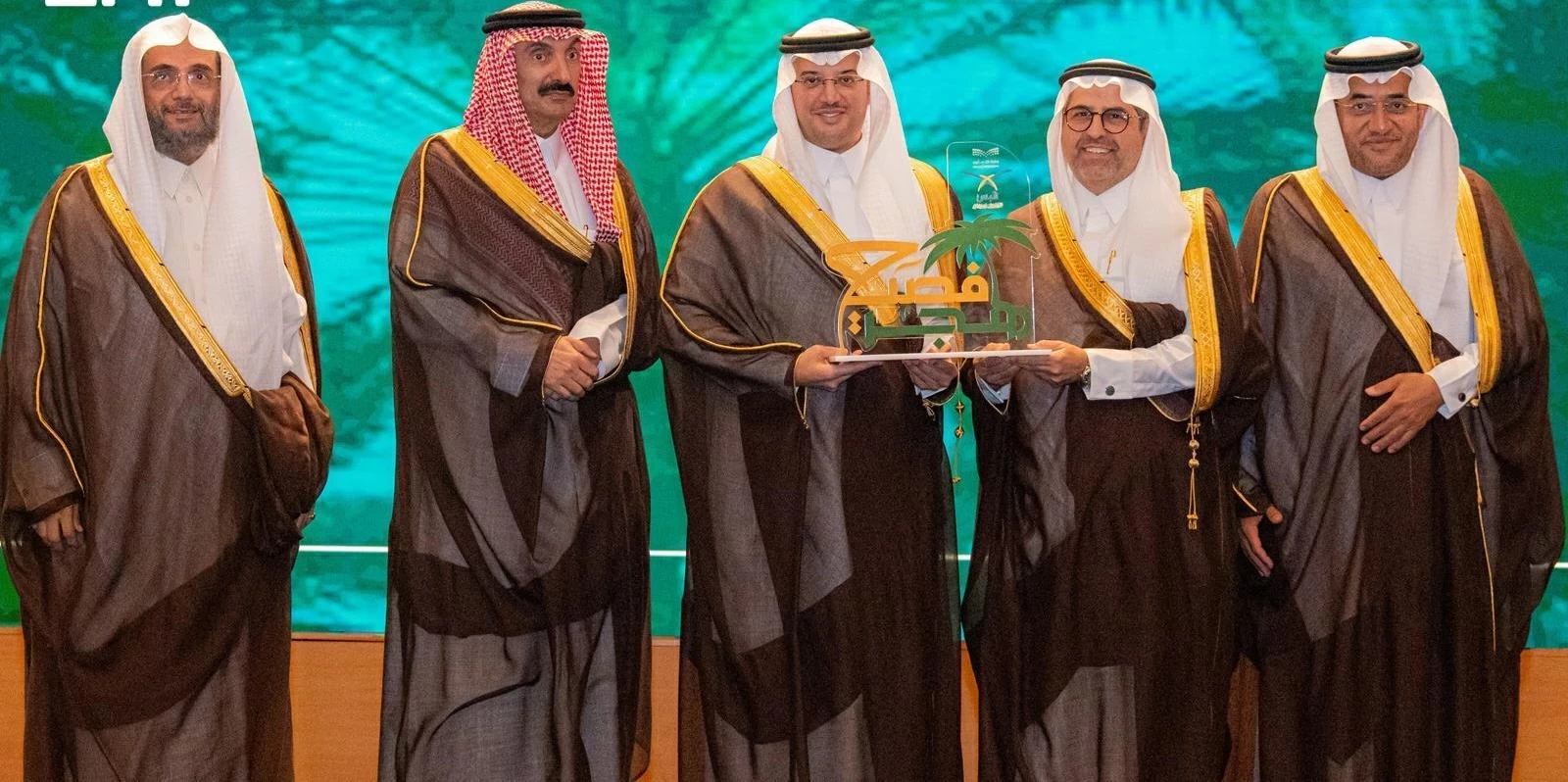 تكريم الفائزين في مبادرة فصيح هجر للخطابة