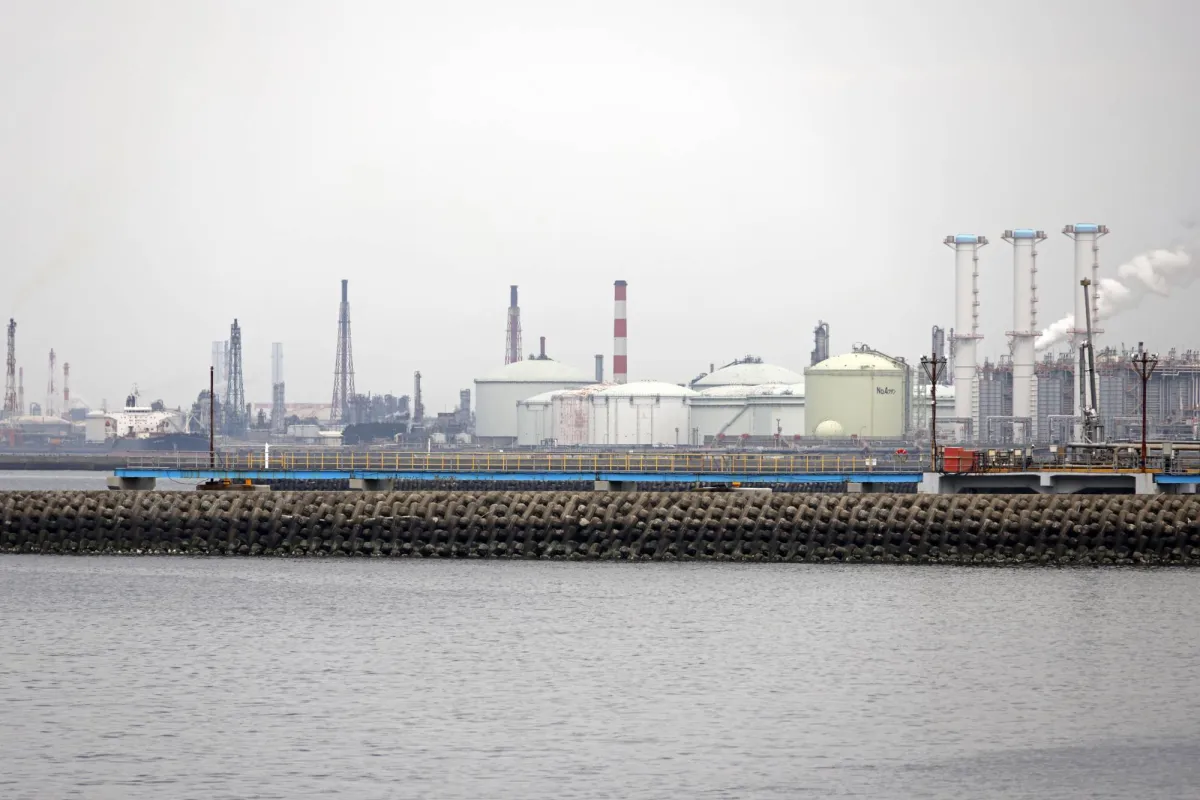 اليابان تعتمد طرق جديدة لتأمين إمدادات النفط