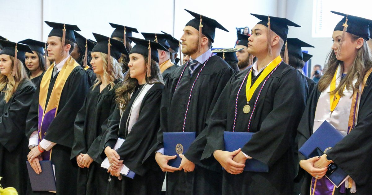Remise des diplômes de la 17ème promotion de l'Université de Shaqra