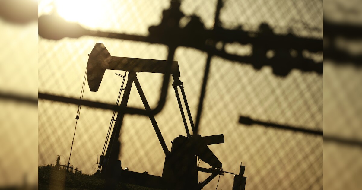 أسعار النفط تتجاوز 100 دولار بعد إلغاء محادثات السلام