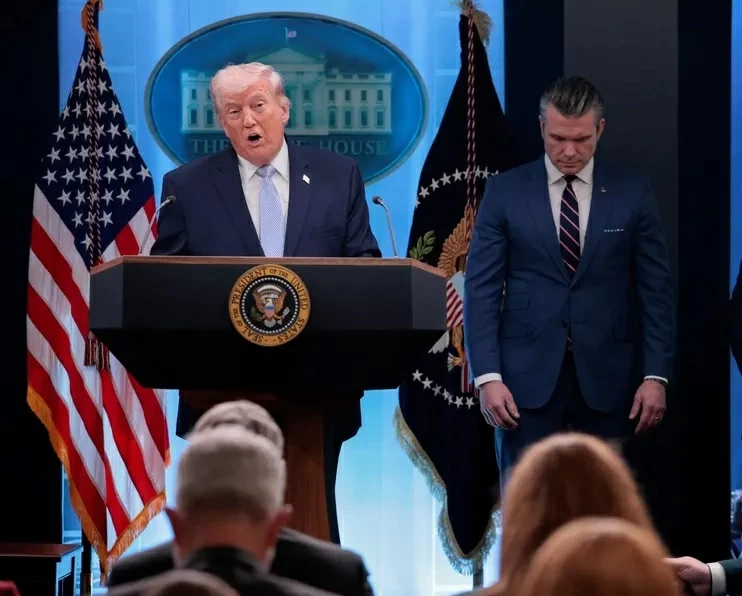 ترمب يتوعد بالقضاء على إيران في ليلة واحدة