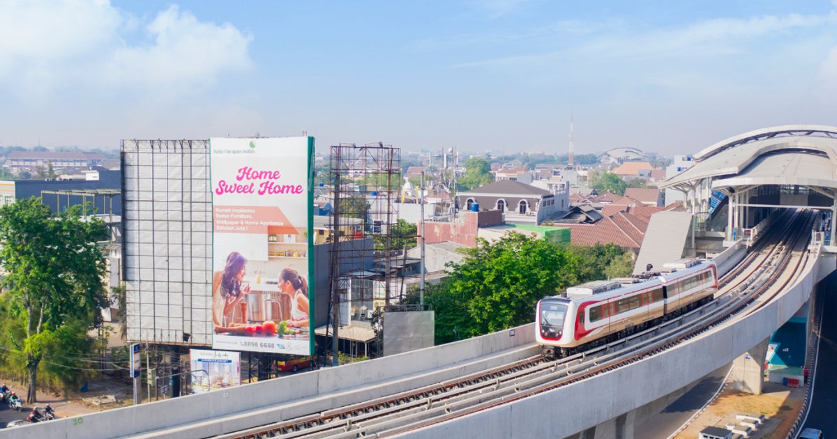 Launch Mini Buses to Connect Al-Shorouk City with LRT