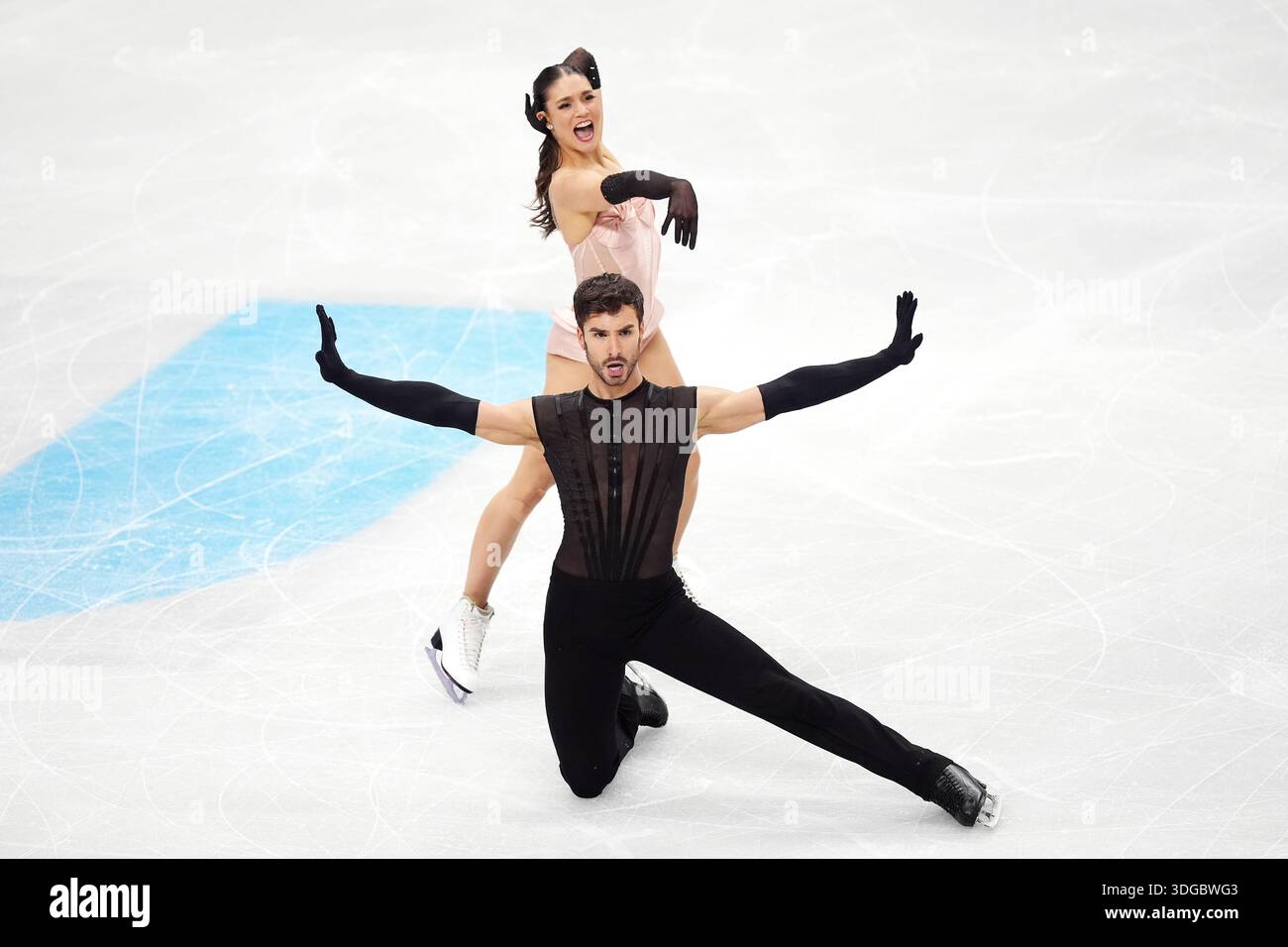 Victoire historique en danse sur glace