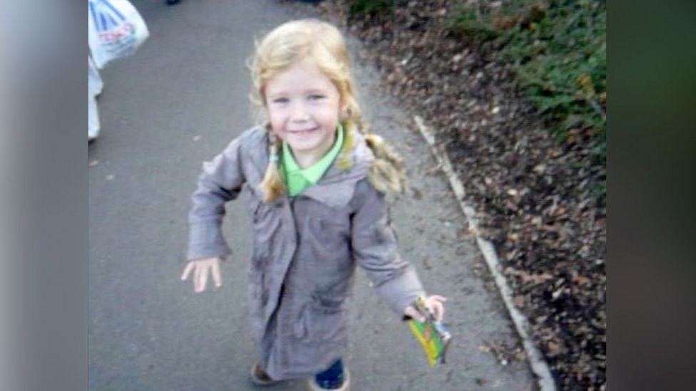 Singapur: Haftstrafe und Prügelstrafe für Vater wegen Übergriffen