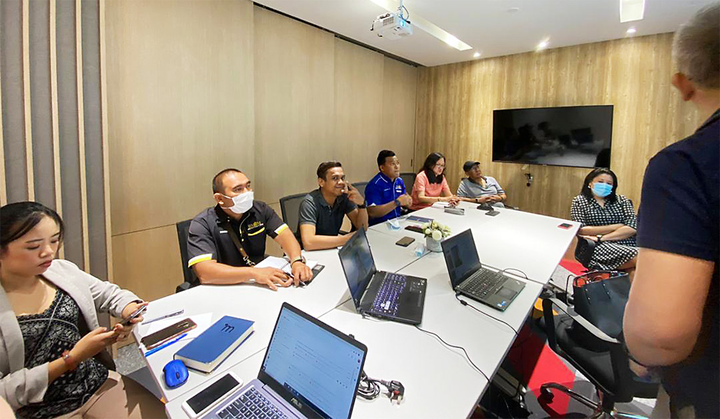 تدريب إلزامي لأعضاء مجالس الشقق السكنية في سنغافورة