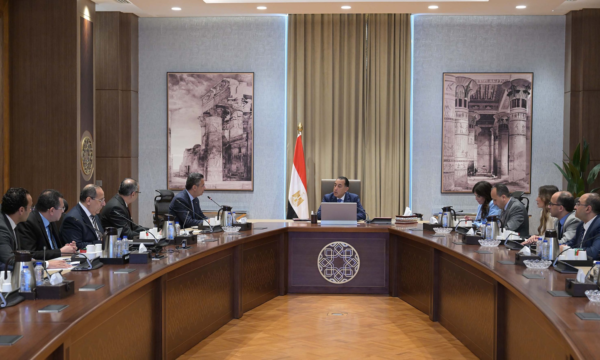 السيسي يؤكد على تأمين احتياجات الدولة من السلع الاستراتيجية