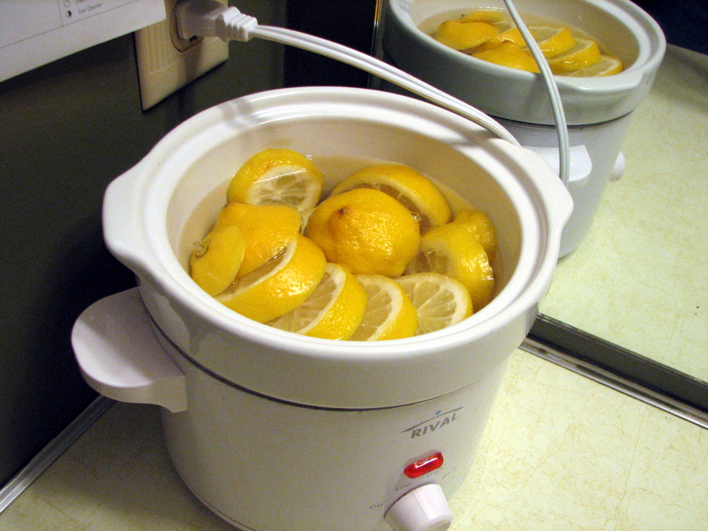 استخدام الليمون والفلفل الأسود كمعطرات طبيعية