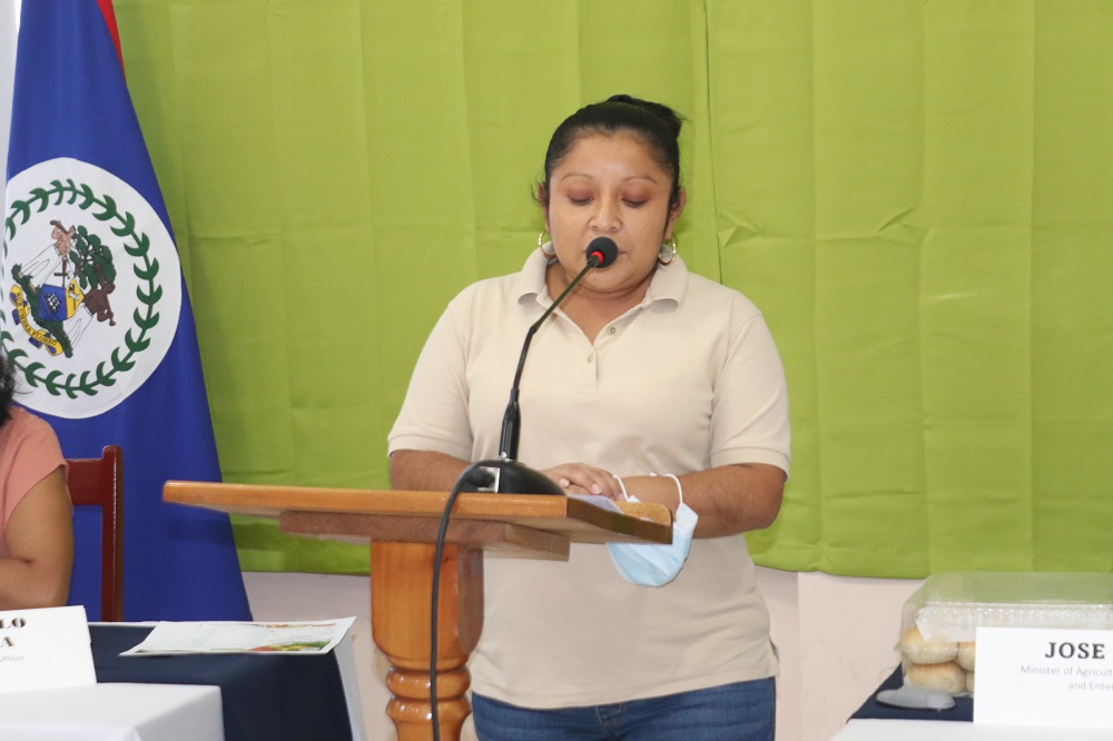 اجتماع وزير الزراعة مع طلبة الماجستير حول الأمن الغذائي