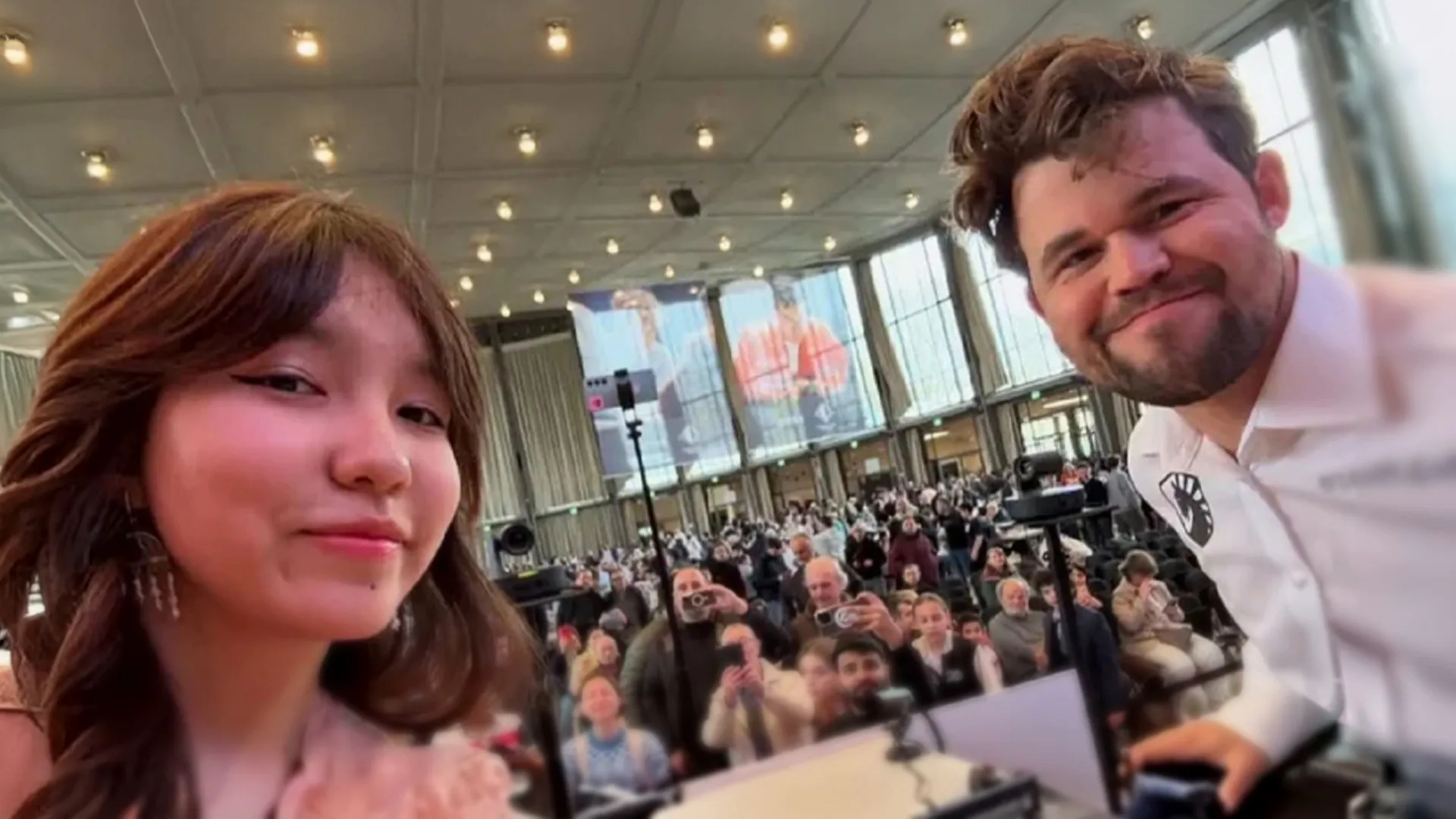 Karlsen provoque une controverse en signalant Norman