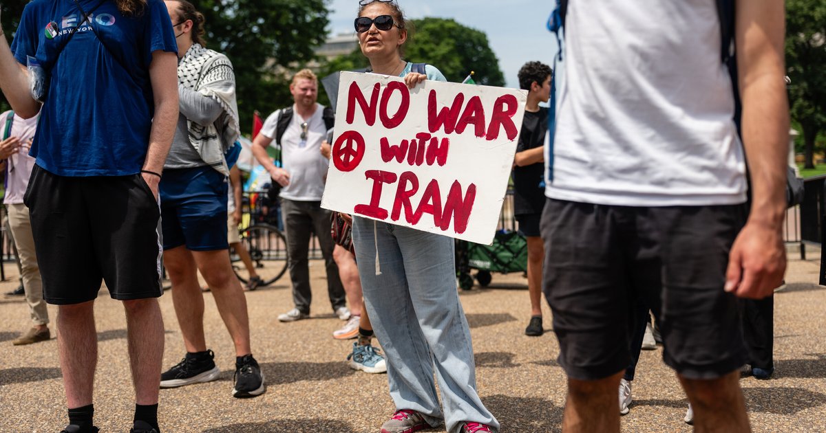 Manifestations à Bagdad contre les attaques américaines et israéliennes