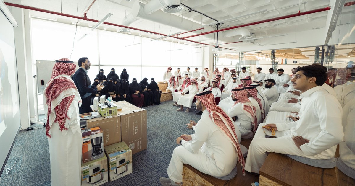 Examiner les programmes du Fonds Hadaf pour l'emploi