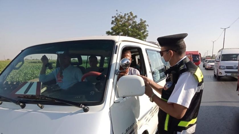 تحرير مخالفات عدم ارتداء خوذة في مصر