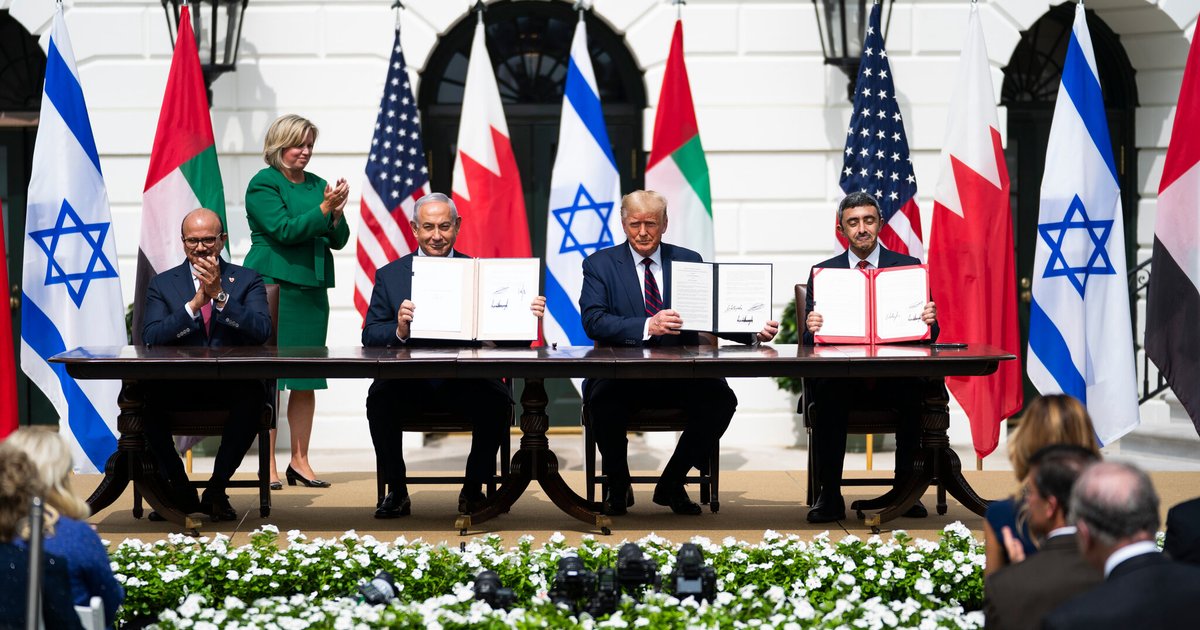 ترامب يدعو الدول العربية لتحمل تكاليف الحرب