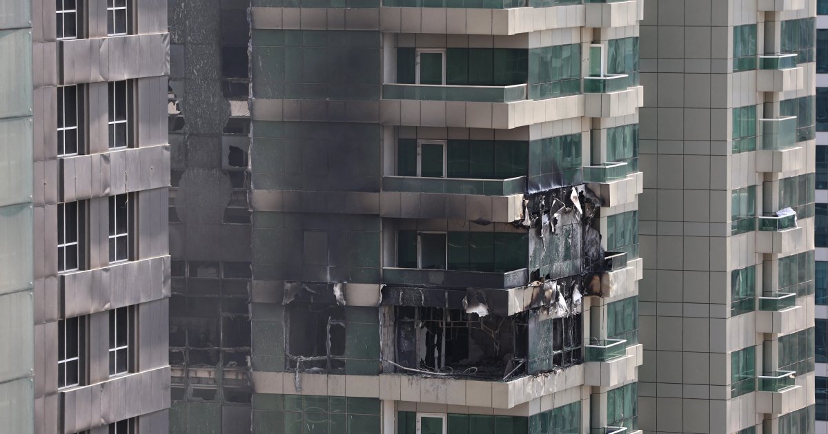 Brand in Dubai nach Absturz von Luftabwehrtrümmern