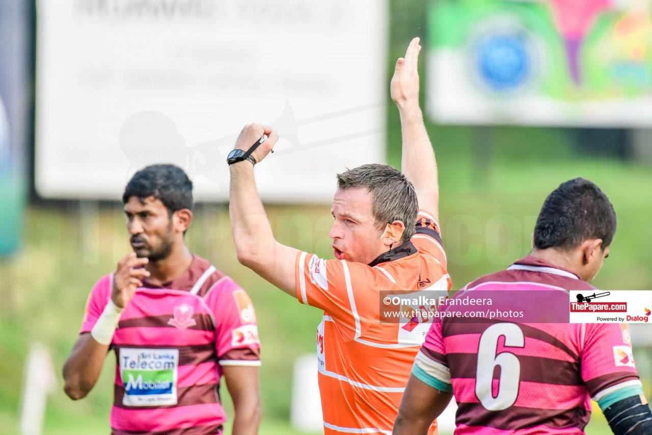 عودة الحكم الأجنبي وتأثيرها على الدوري العربي