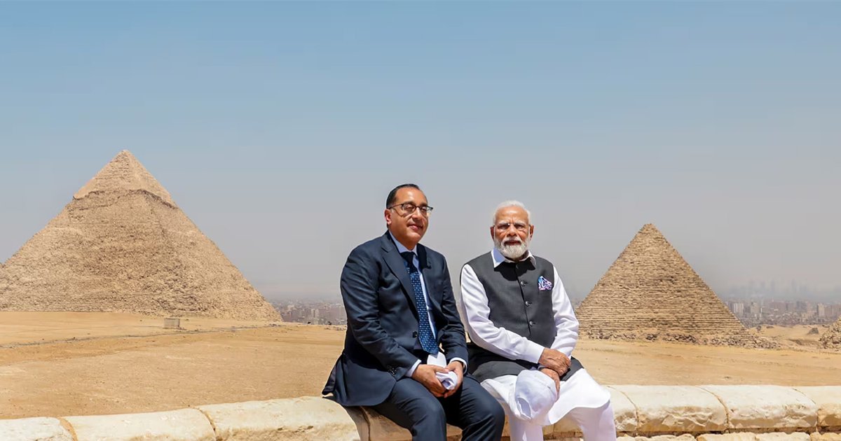Visite de Madbouly au marché d'El Obour pour le commerce intérieur