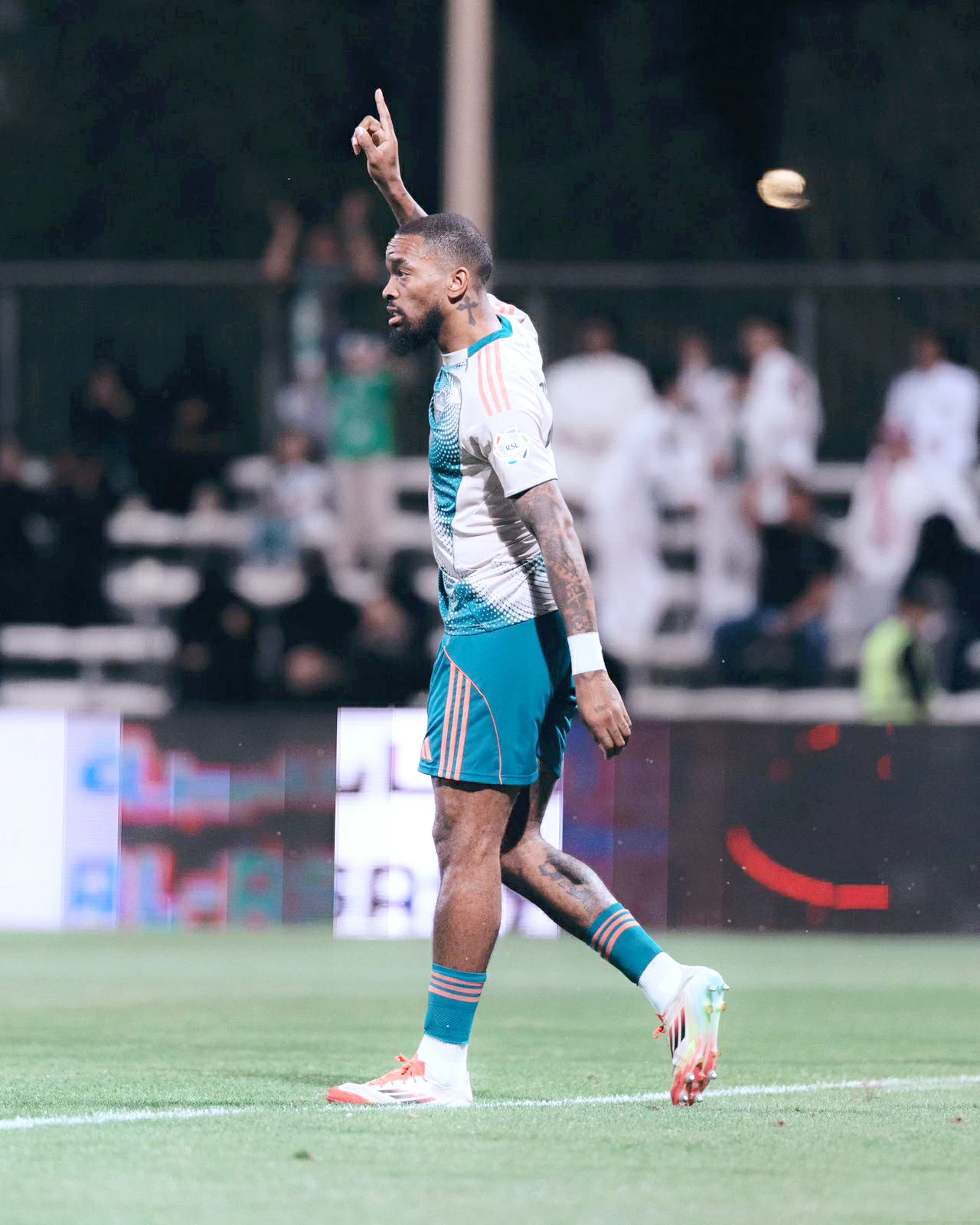 نتائج مثيرة في دوري روشن السعودي للمحترفين